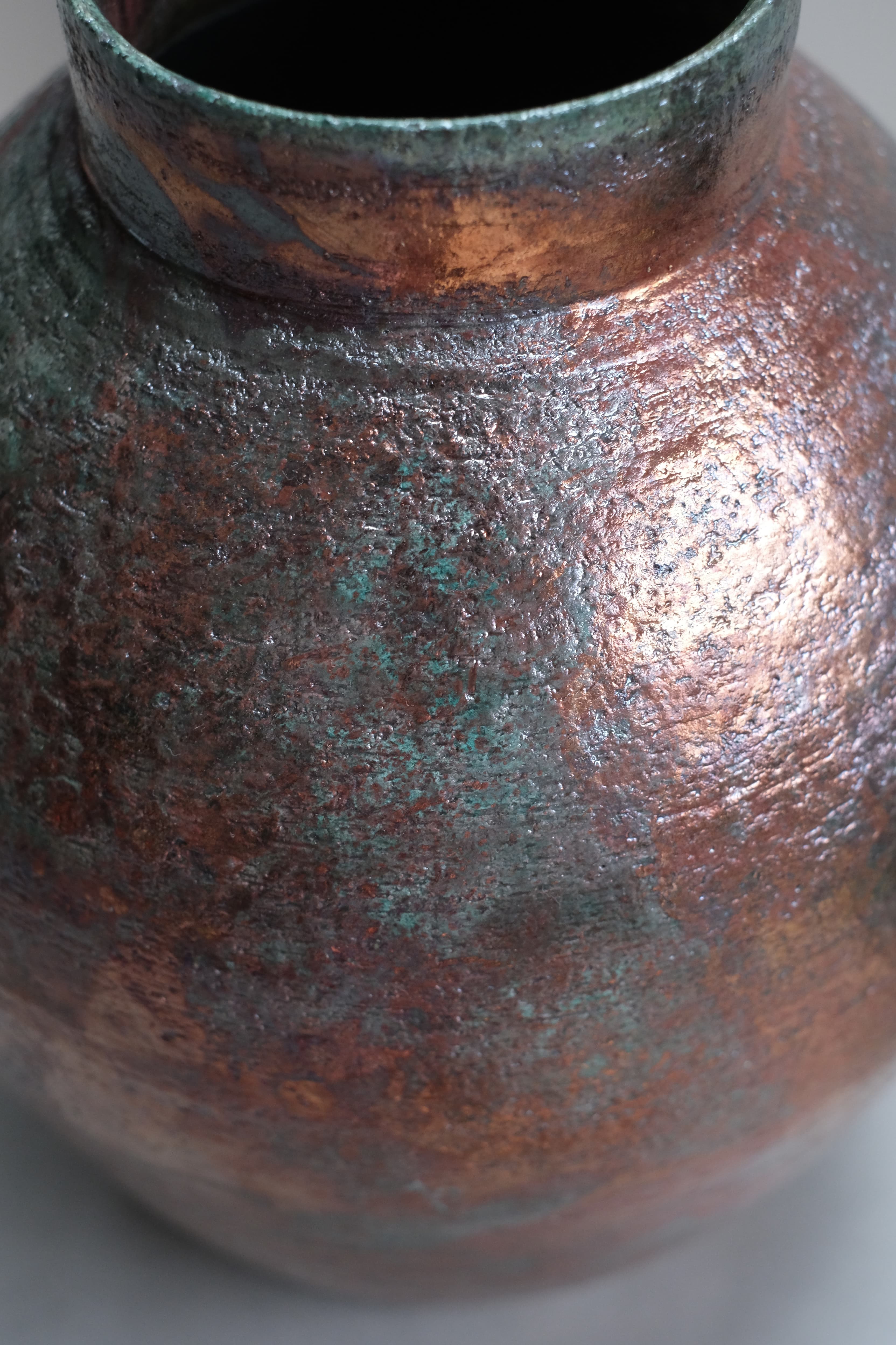 Raku kintsugi copper vase