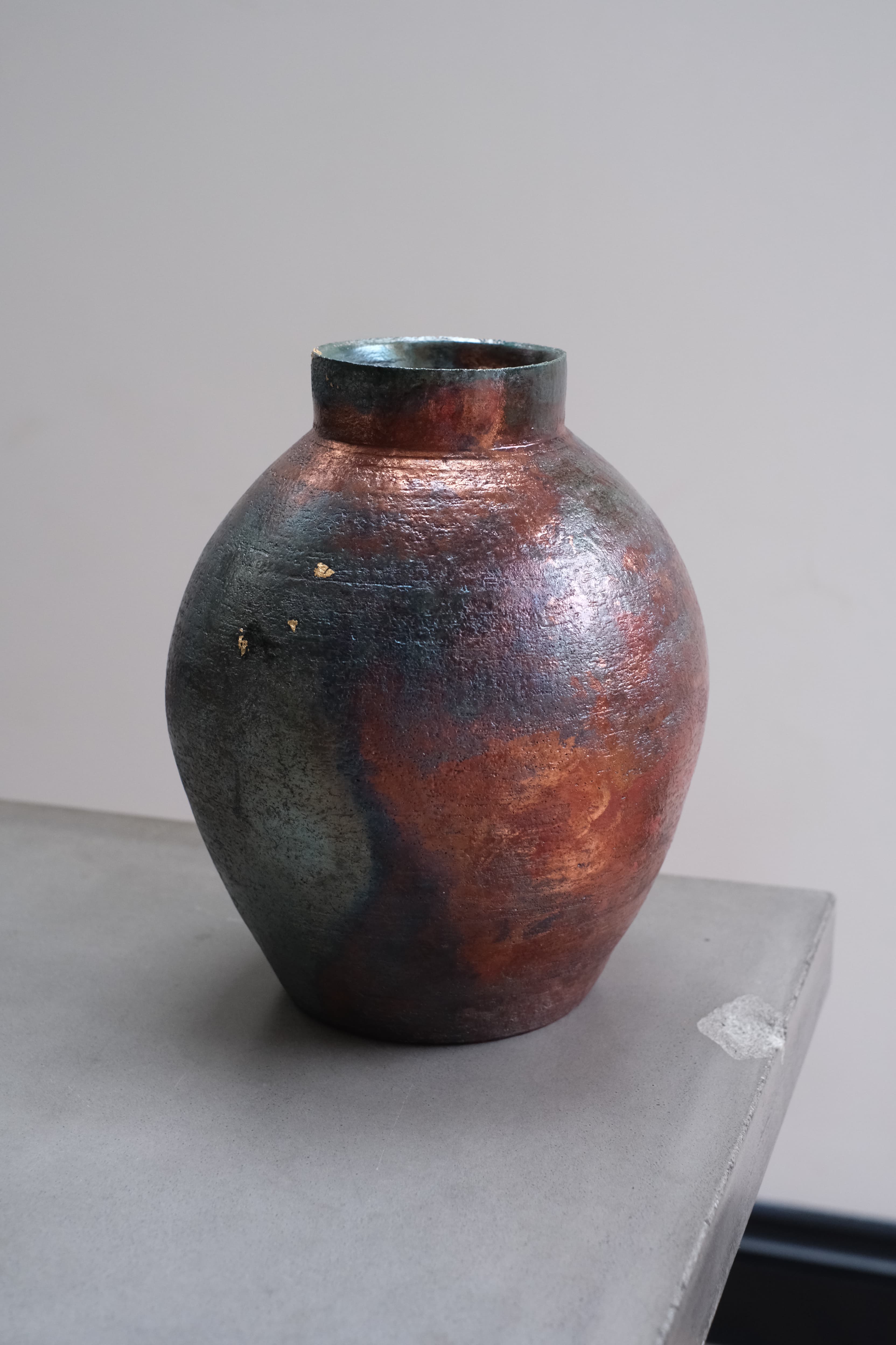 Raku kintsugi copper vase